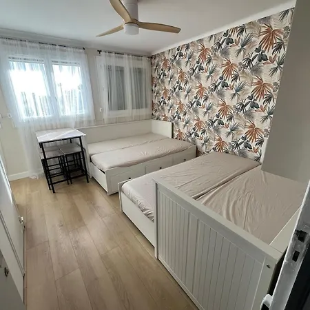 Cosy 1ere Ligne Avec Clim Et Parking *